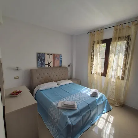 Residenza Di Campagna Anninnia Apartament Olmedo